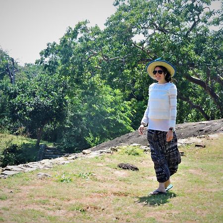 Yala Podi Hoona Bush Camp Hotel ภายนอก รูปภาพ