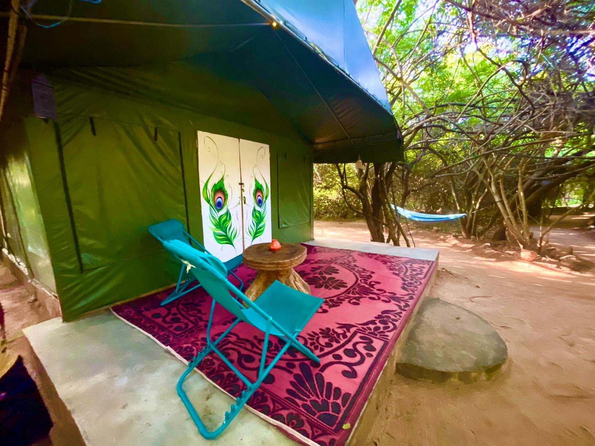 Yala Podi Hoona Bush Camp Hotel ภายนอก รูปภาพ